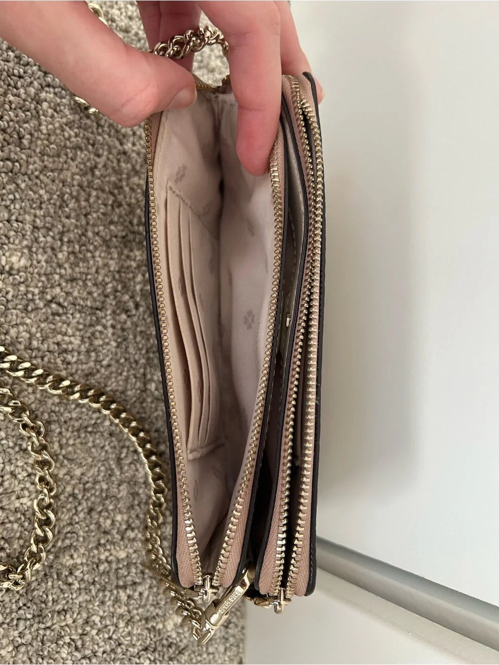 Kate Spade Leather Crossbody Wallet
